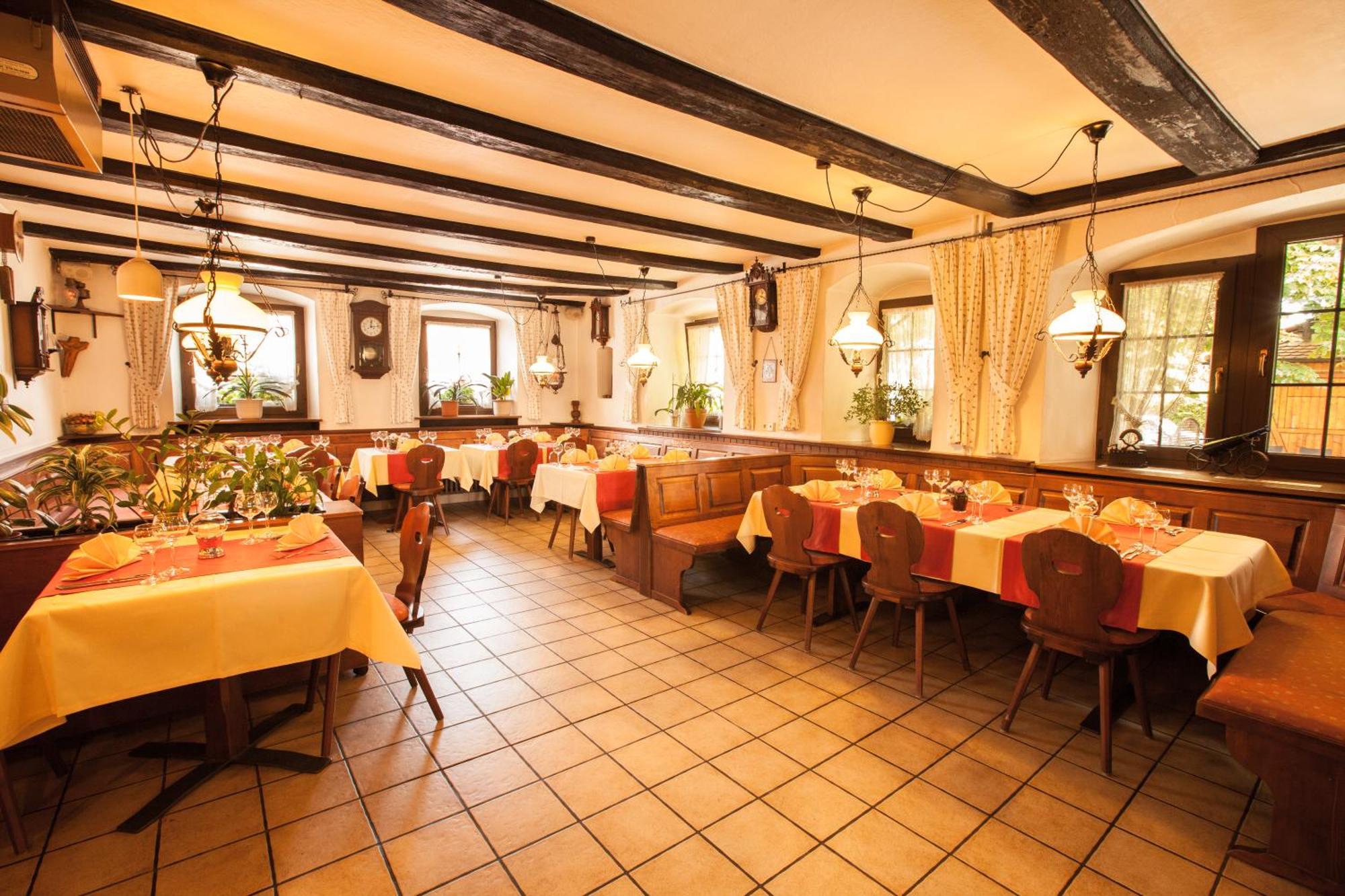 Landgasthaus Hotel Maien Райнфелден Екстериор снимка