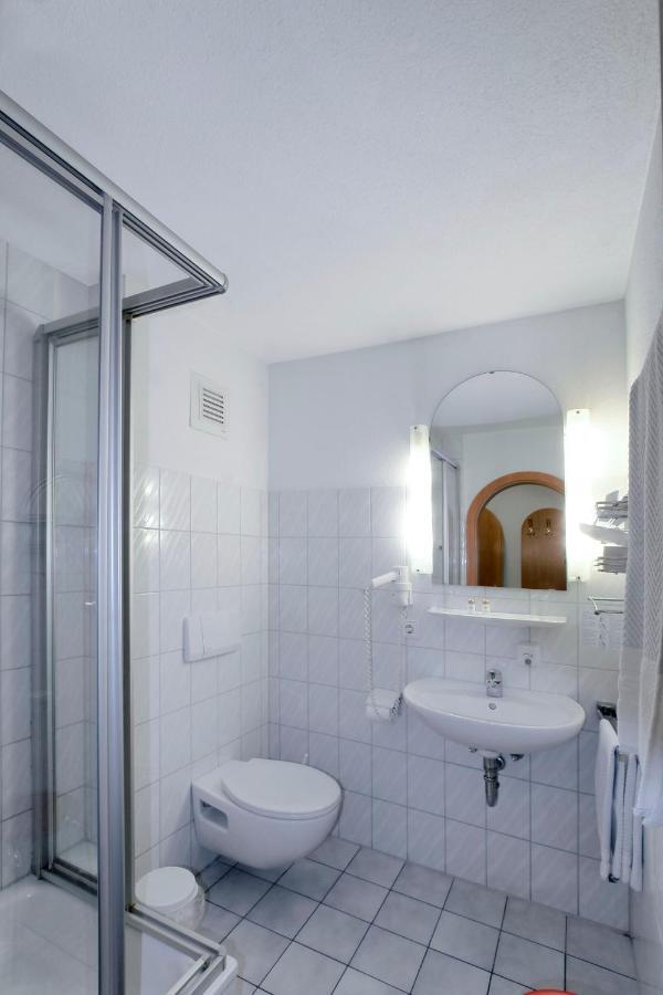 Landgasthaus Hotel Maien Райнфелден Стая снимка