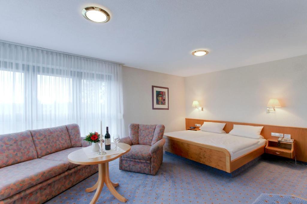 Landgasthaus Hotel Maien Райнфелден Стая снимка