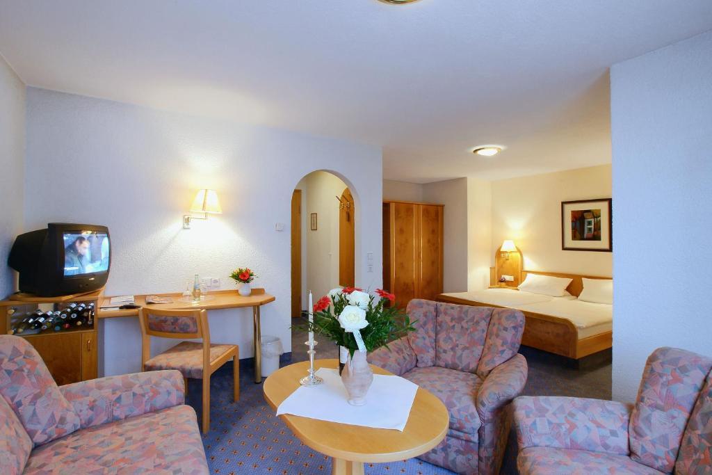 Landgasthaus Hotel Maien Райнфелден Стая снимка